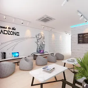  Hostel Radzone Singapore